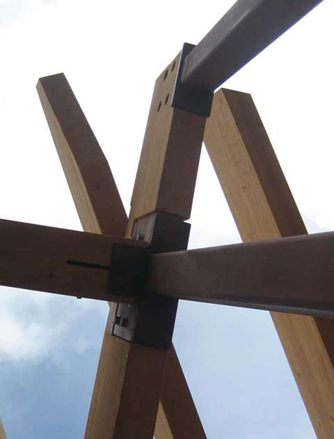 glulam-beam-connection-to-steel-columns