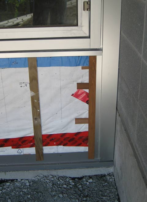 strapping-and-flashing-before-siding-application