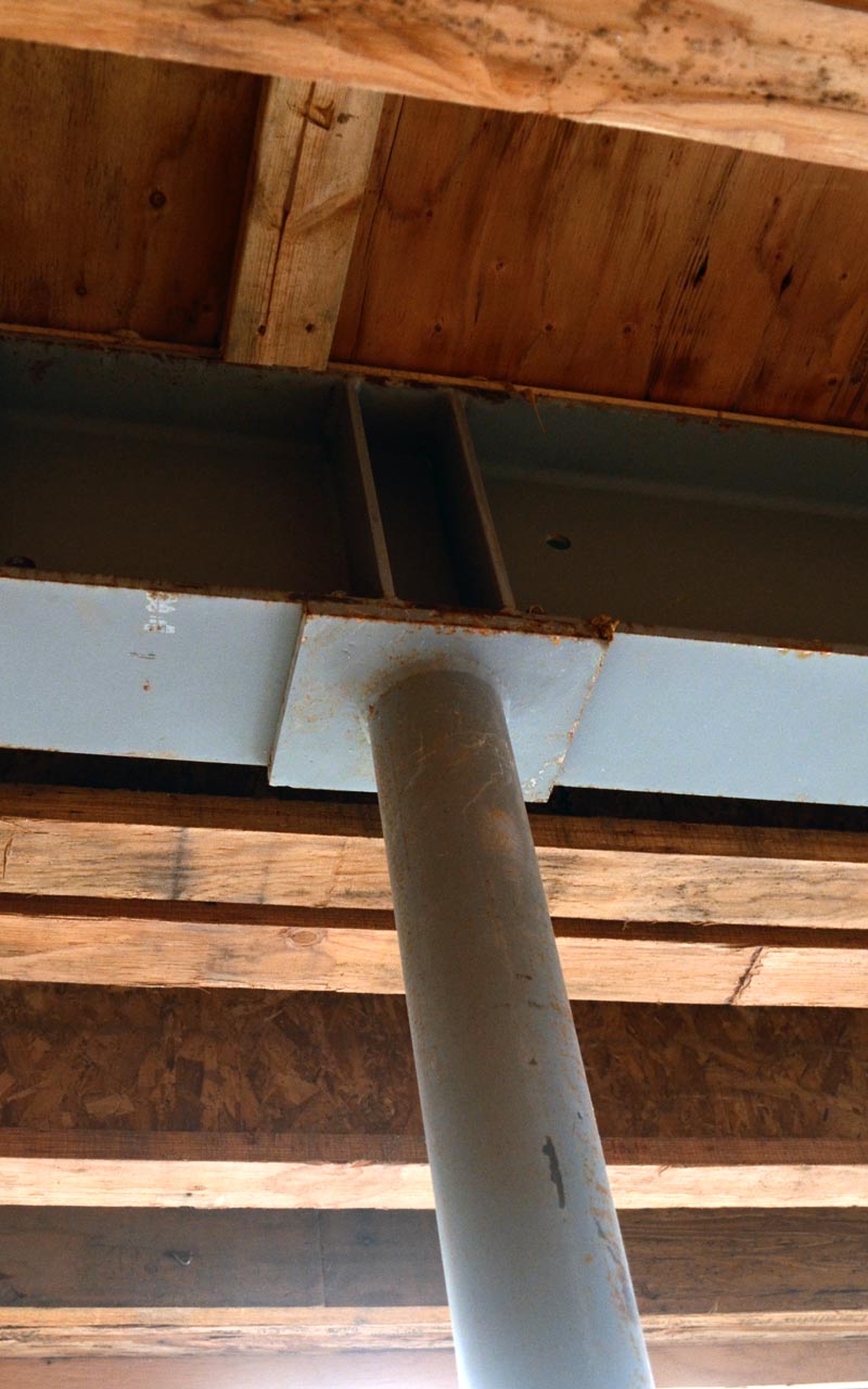 WELDED-CONNECTION-BETWEEN-ROUND-HSS-COLUMN-AND-AN-I-BEAM